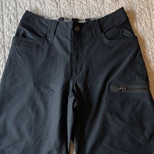 Lululemon Athletica Men's Black Athletic Shorts
